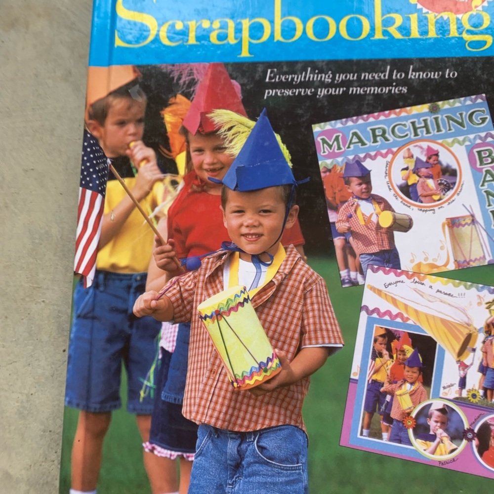 5 for $25💄 new scrapbooking book